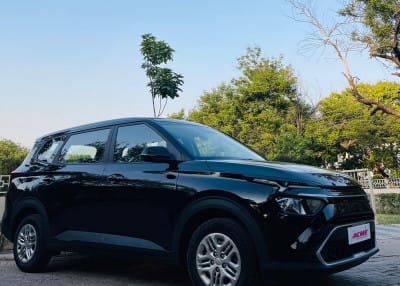 Kia Carens 7 seater for rent in Chandigarh