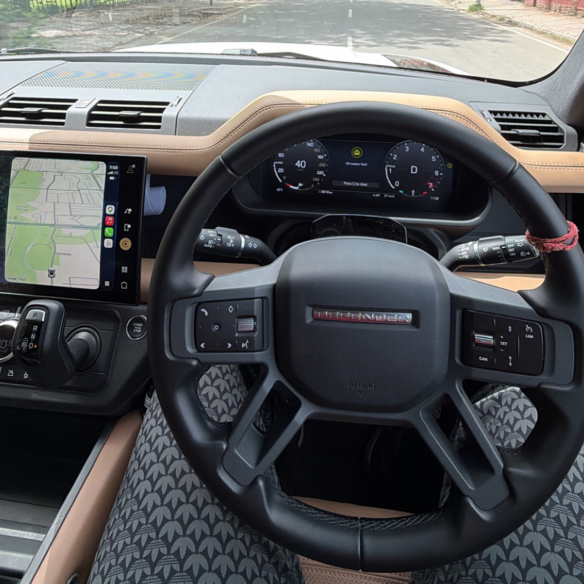 Land Rover Defender - Image 3